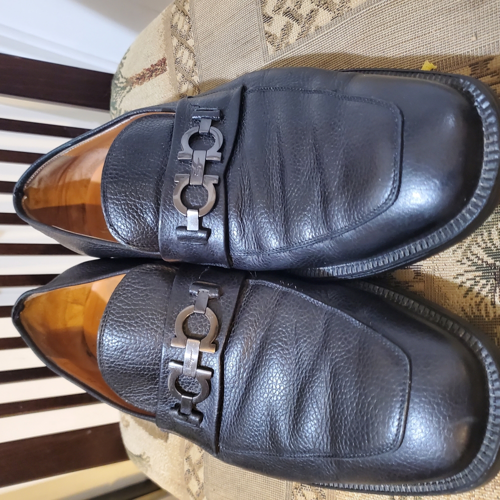 Men's Black Leather Loafers